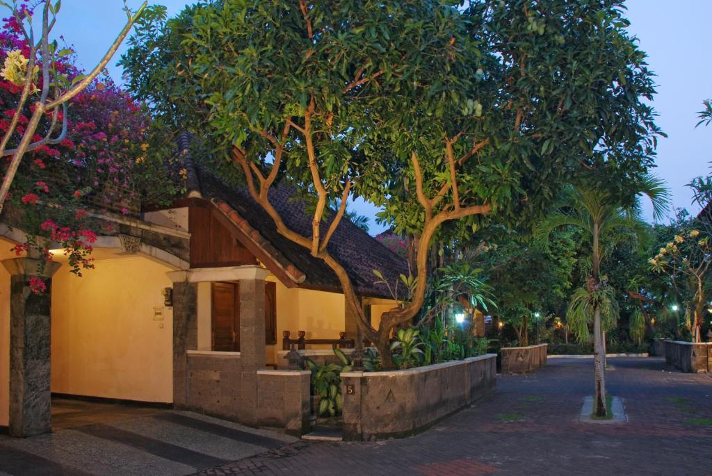 Taman Ayu 212 Hotell Denpasar Eksteriør bilde