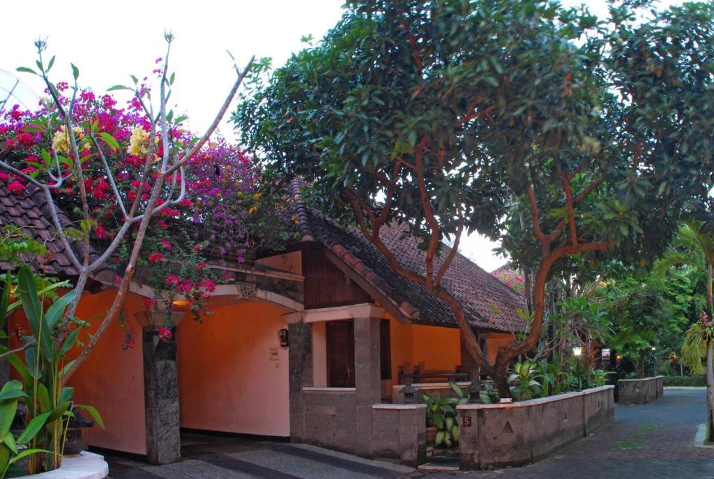 Taman Ayu 212 Hotell Denpasar Eksteriør bilde